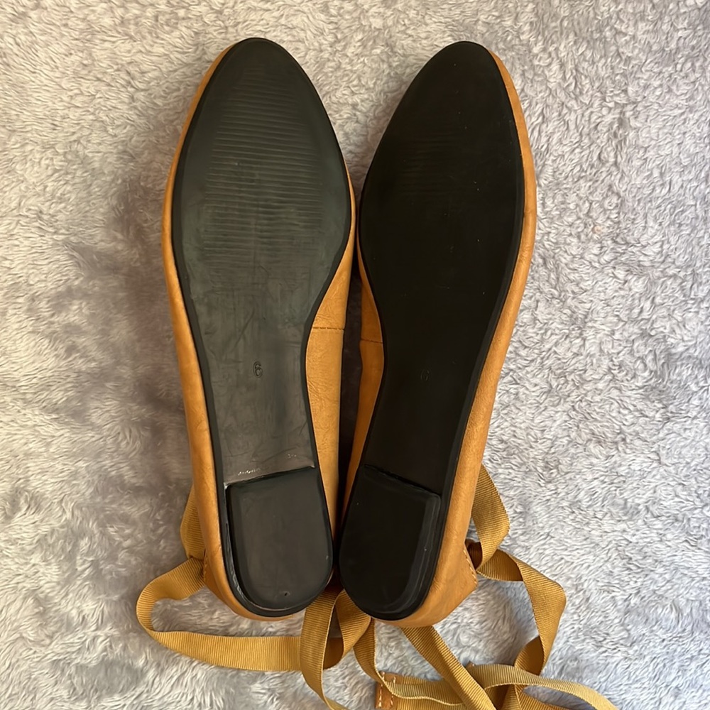 Kimchi Blue Sweetheart Ankle-Tie Skimmer Flats - Picture 7 of 11